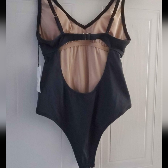 Shade & shore bathing suit - Picture 3 of 5